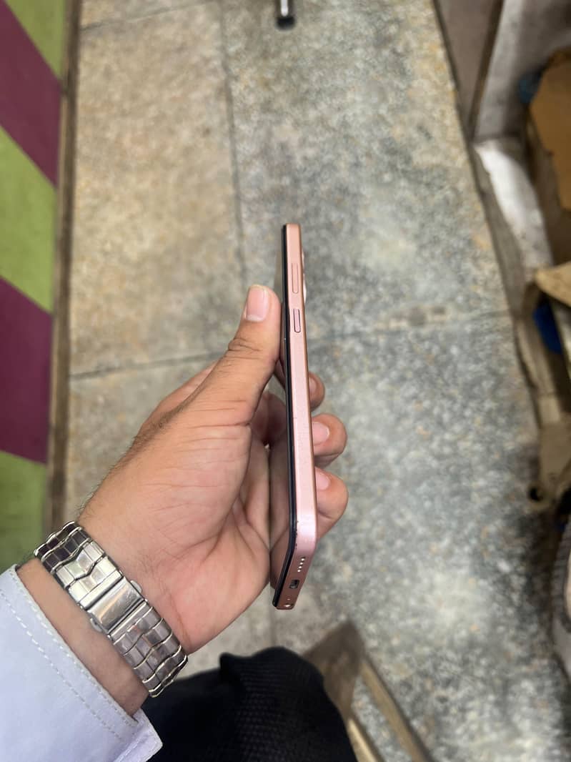 Infinix Smart 9 8