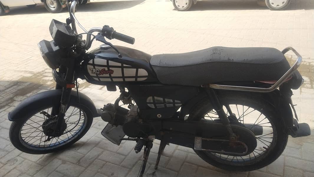 Honda Cd 2005 Model 6