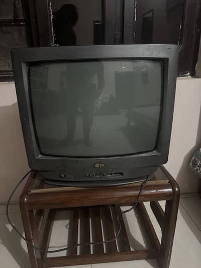 LG TV Old