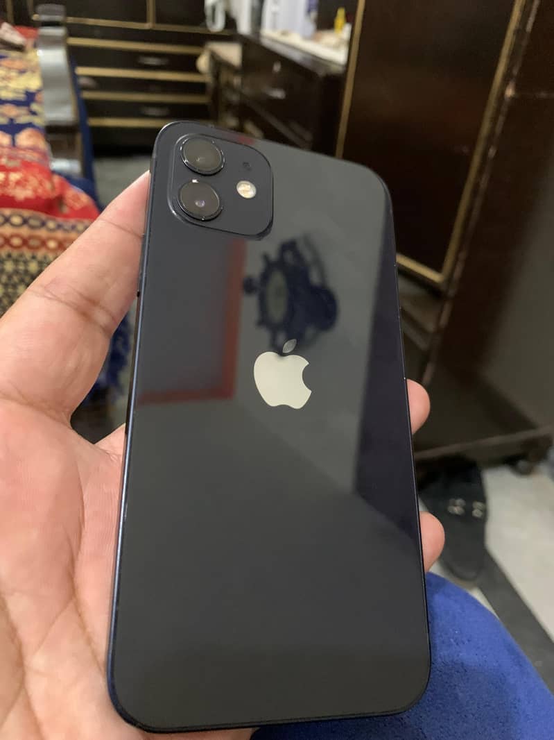 Apple iPhone 12 2