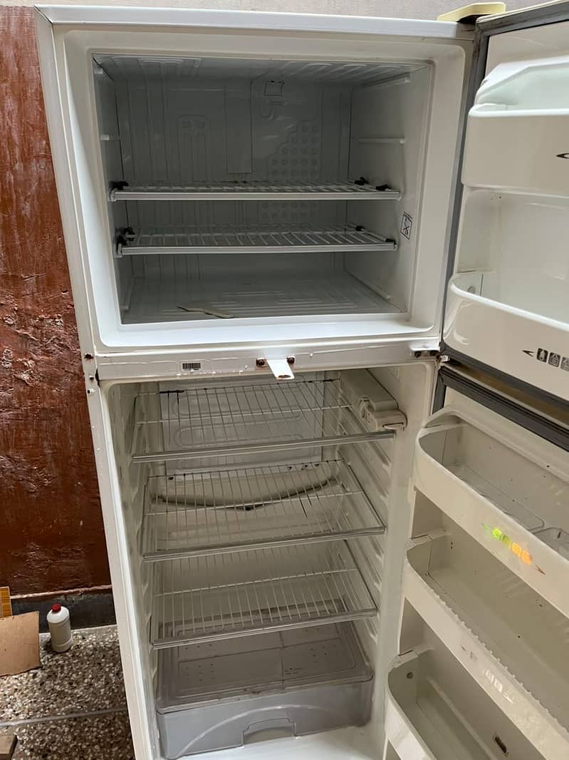 Dawlance Refrigerator 5