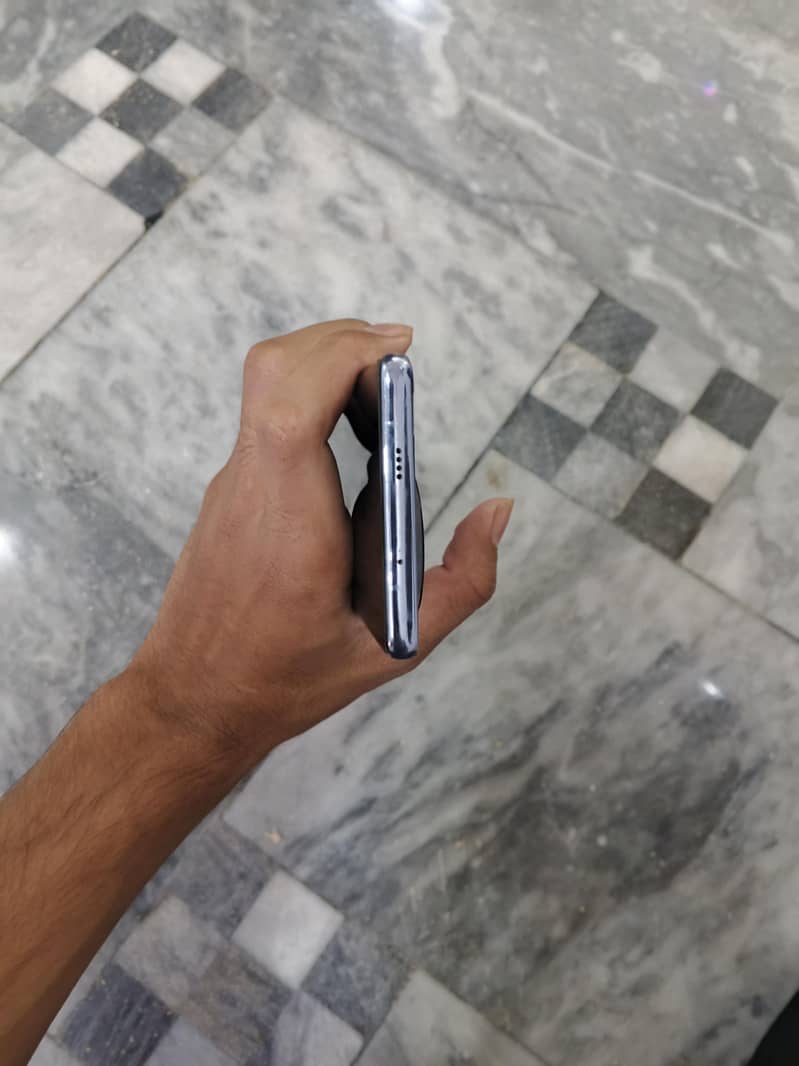 Tecno CAMON 30S 1