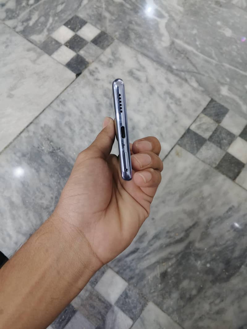 Tecno CAMON 30S 5