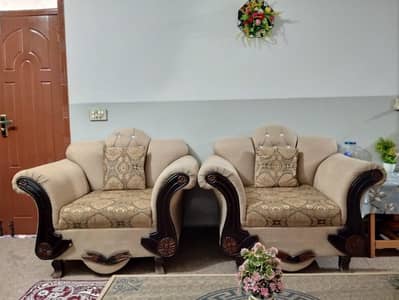 Sofa Five seater goog condition cell No. 03215308119