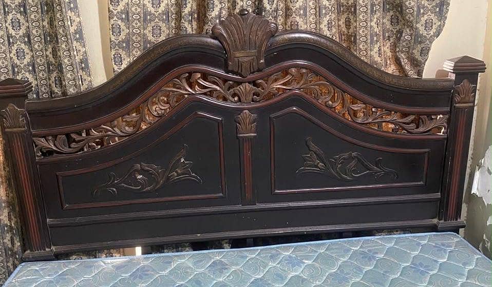 Double bed 0