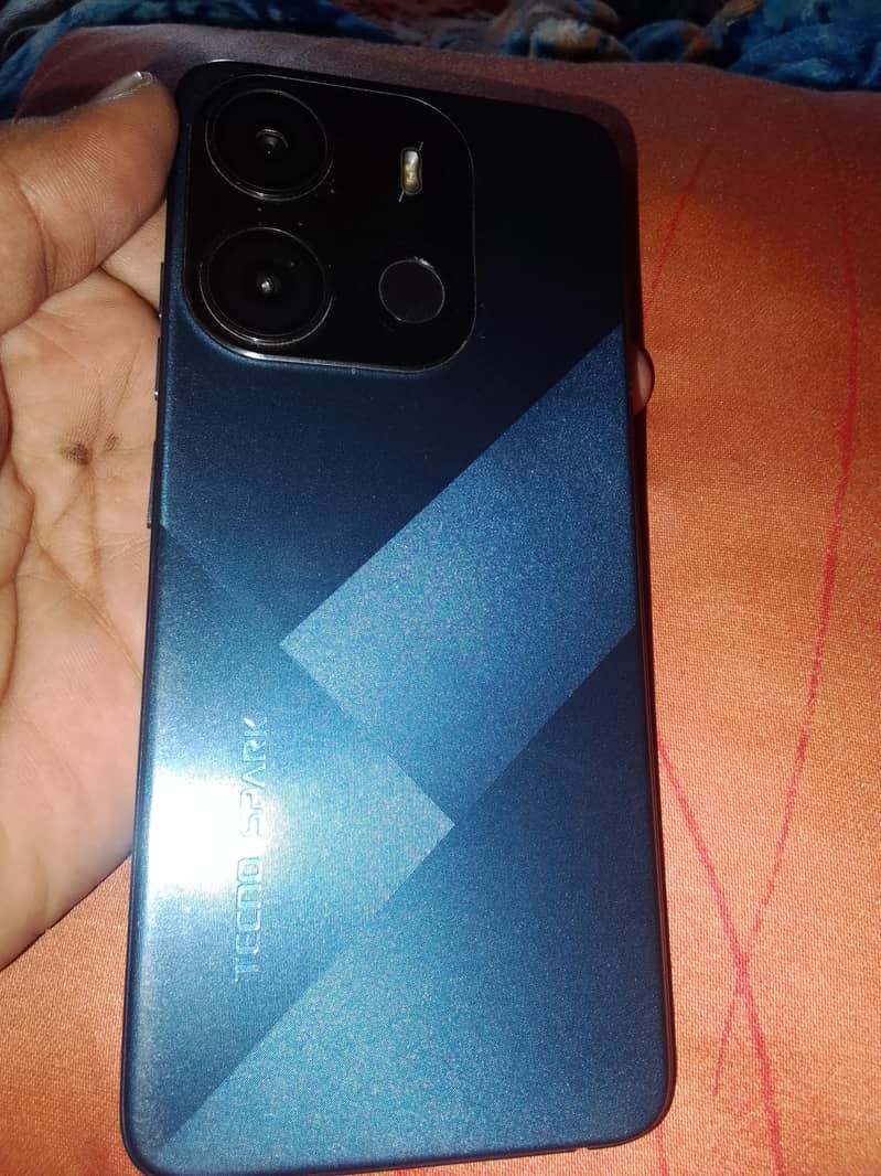 Tecno Spark Go 1