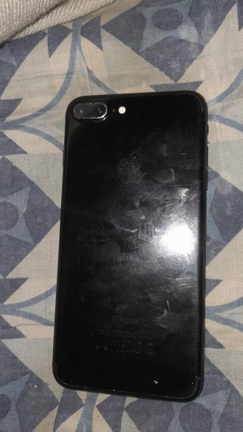 Apple iPhone 7 Plus 0