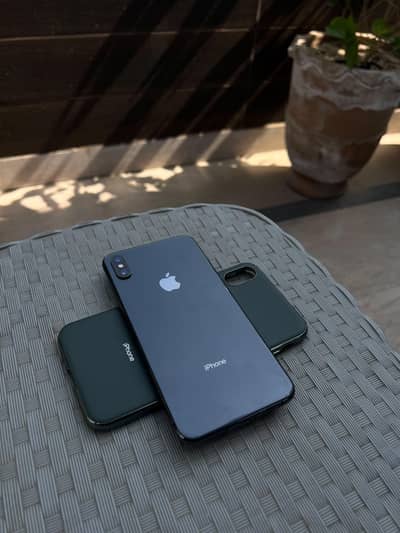 Apple iPhone XS Max - Space Grey - 256Gb