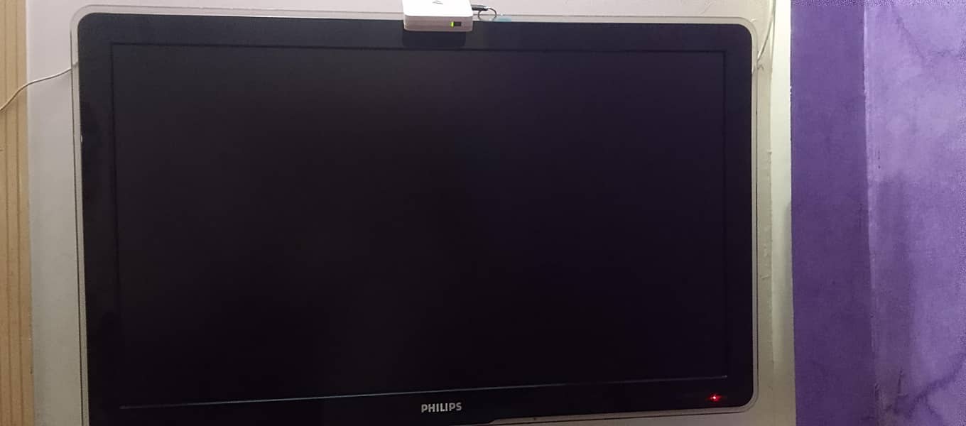 Philips 42 Inch Full HD LED TV 1080p HDMI Excellent Condition 1