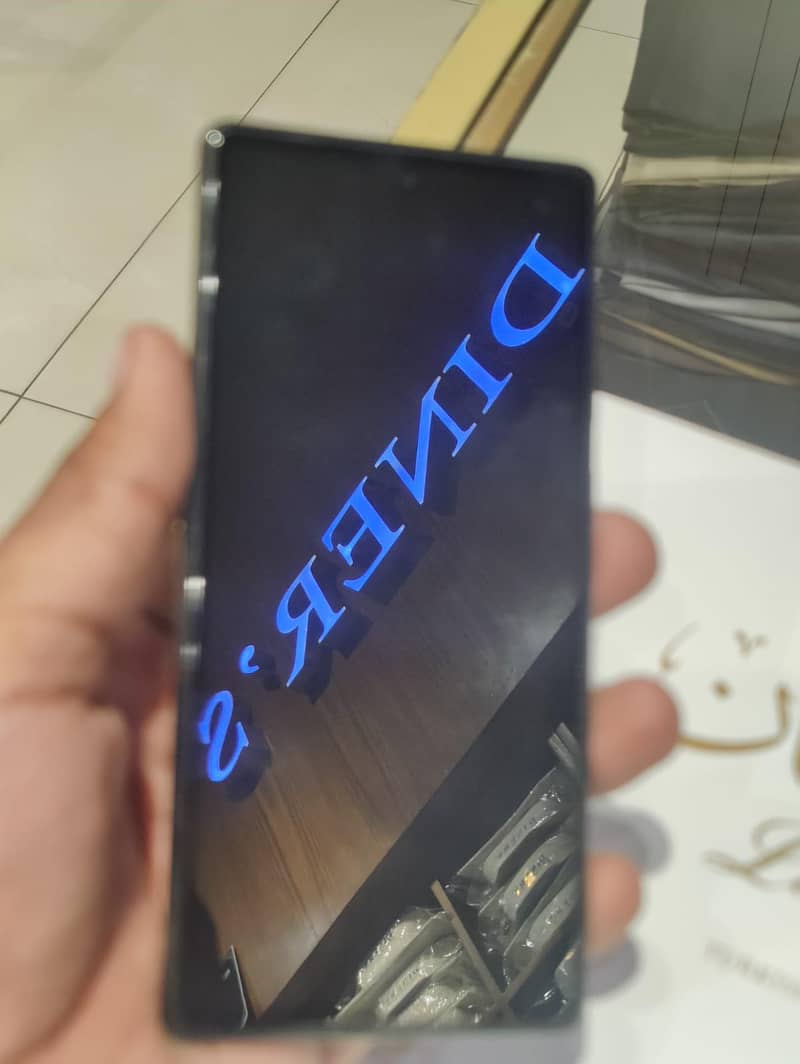 Google pixel 6A 5