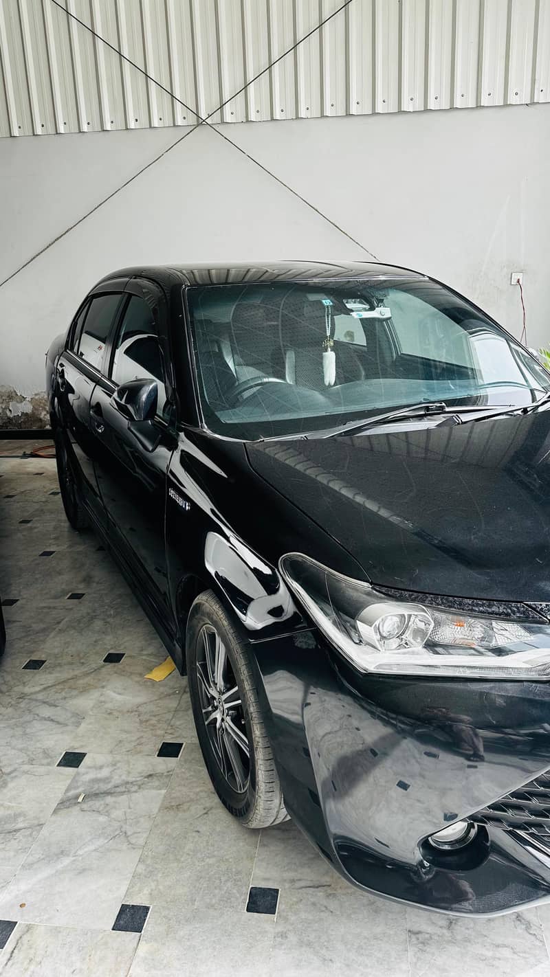 Toyota Corolla Axio 2016 1