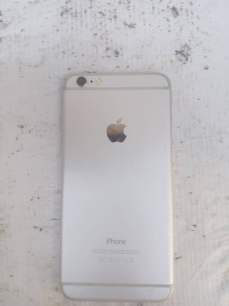Apple iPhone 7 Plus 1