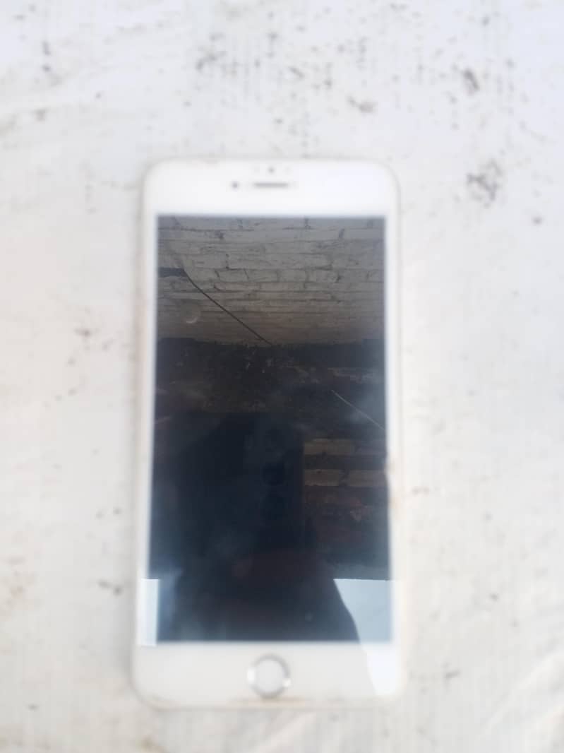 Apple iPhone 7 Plus 2