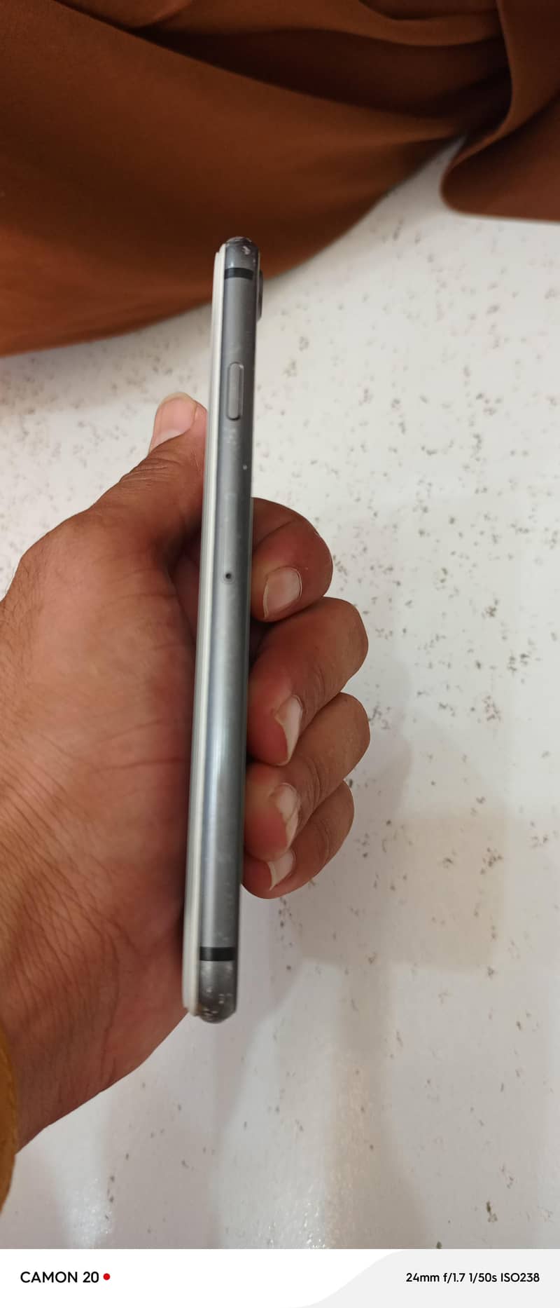 Apple iPhone 8 1