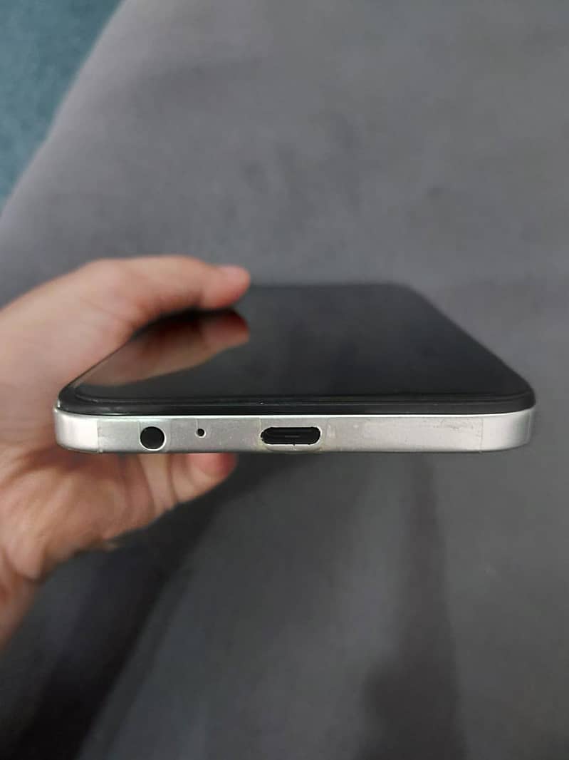 Infinix smart 20 6