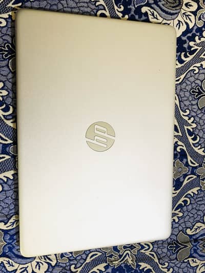 Hp 14s Ryzen 3 ,Model 3200u |8GB RAM |256 GB SSD |original charger