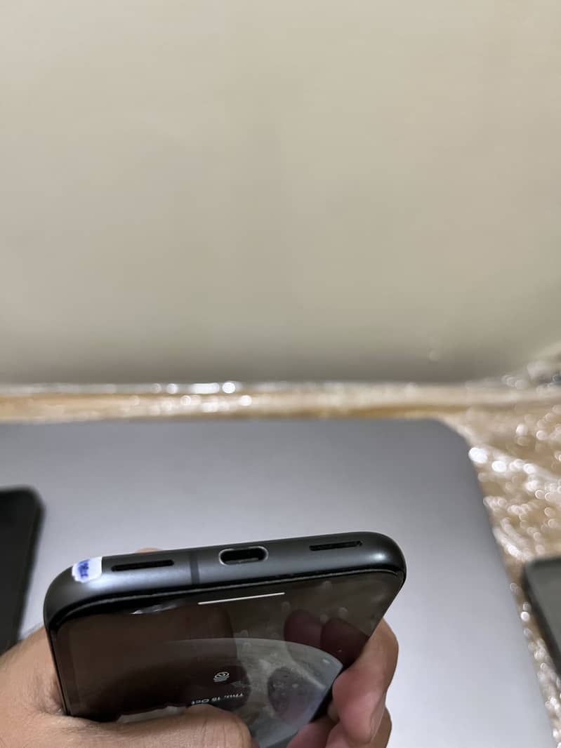 Google Pixel 8a 3