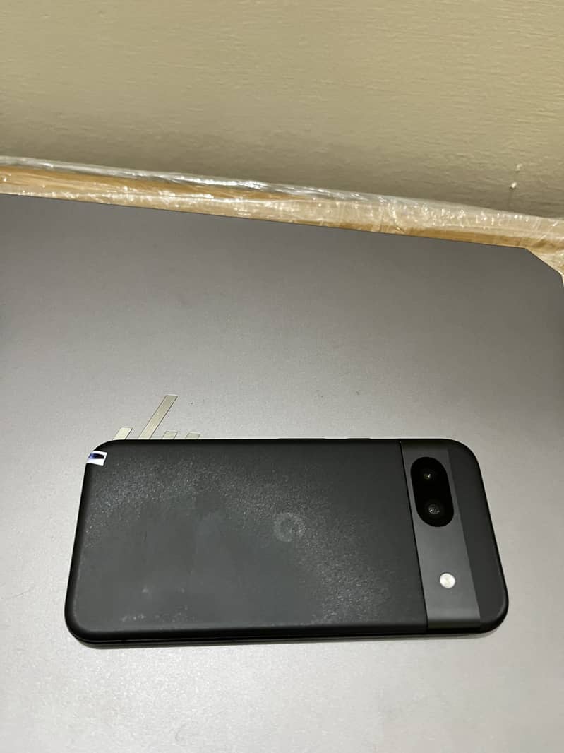 Google Pixel 8a 4