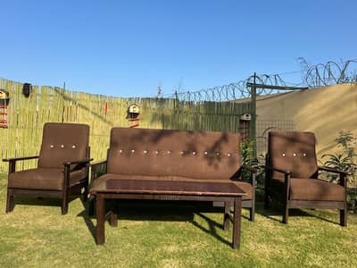 3 Seatar Sofa and chairs