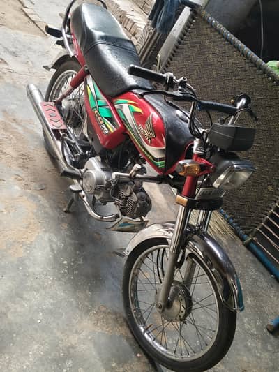 03064764117