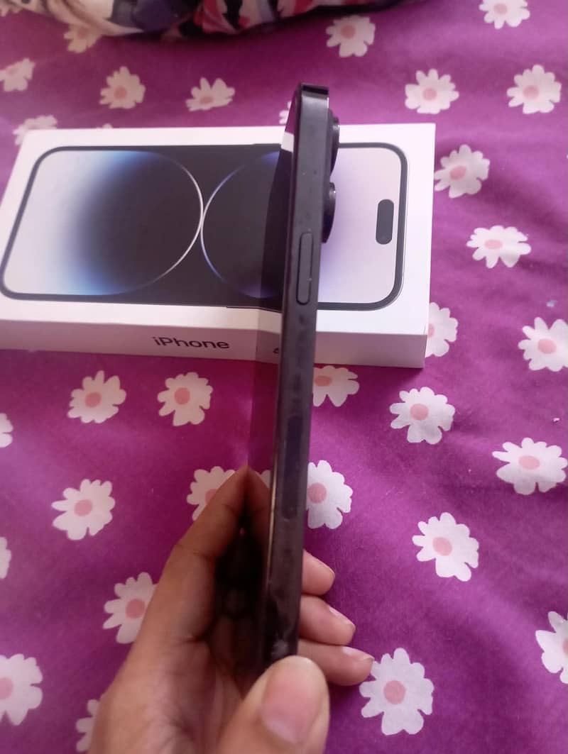 iPhone 14 Pro Max 1