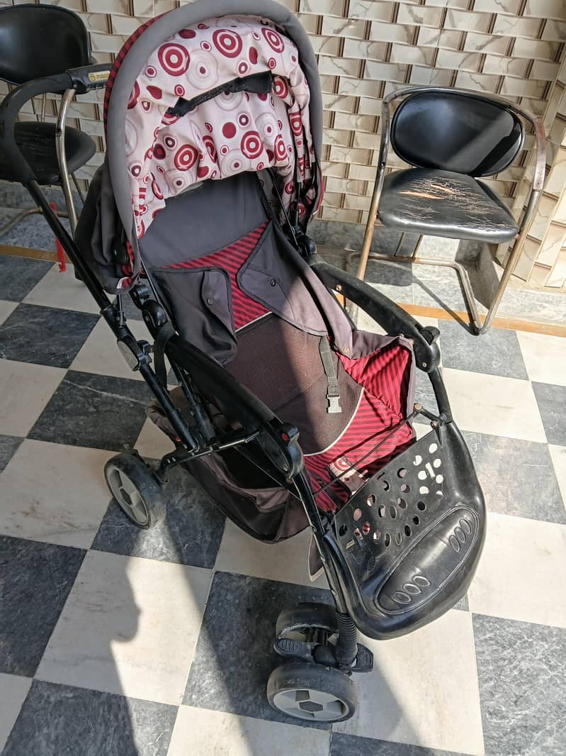 selling pram 1