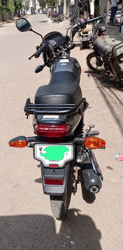 Suzuki 110 (0321 2151051)