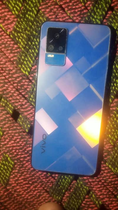 Vivo V21e