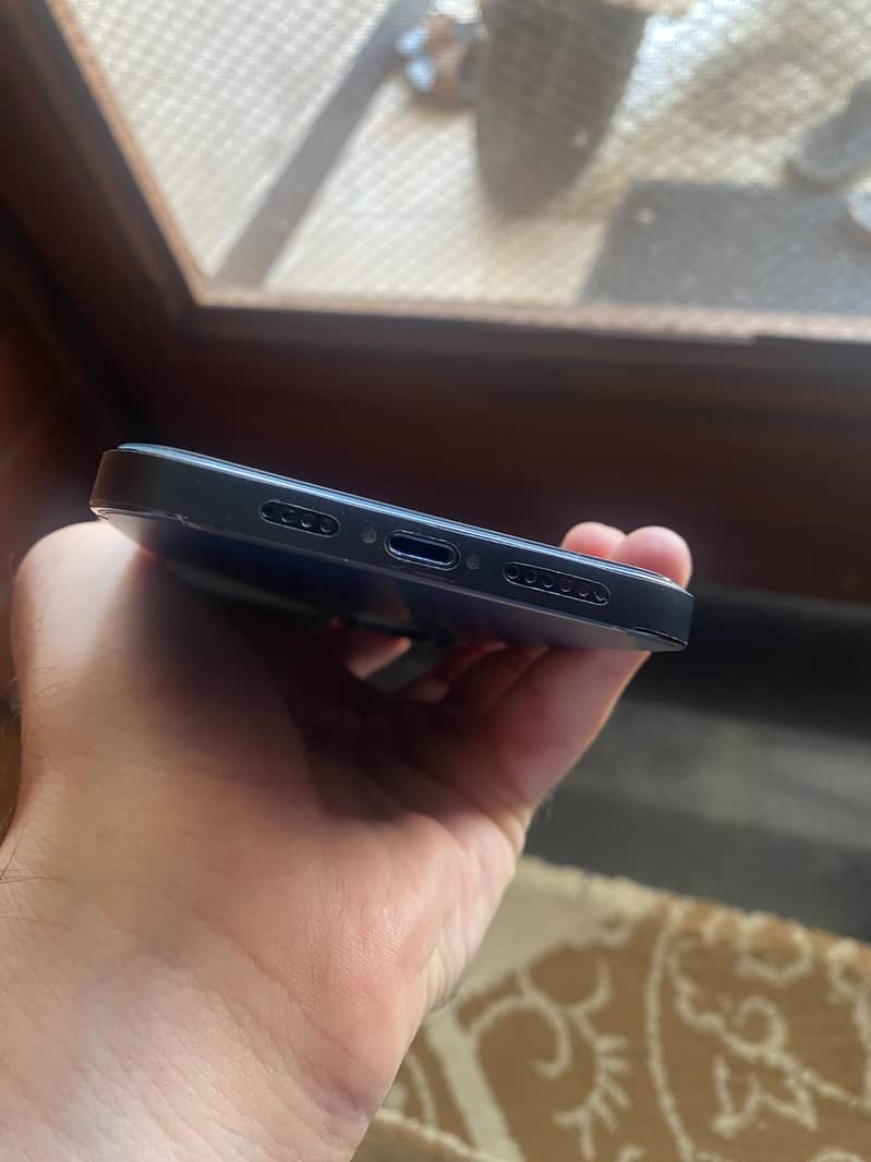 Apple iPhone 12 Pro Max 1