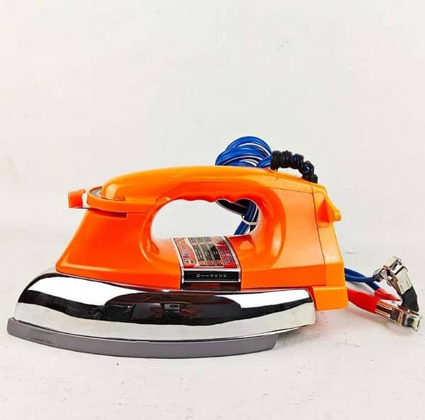 T  Professional DC 12 Volt Solar Dry Iron Handheld Garment Iron For Family & Travel, Energy Saving Electric Solar Iron Energy System Steam Iron For Cloths, Excellent Quality Iron