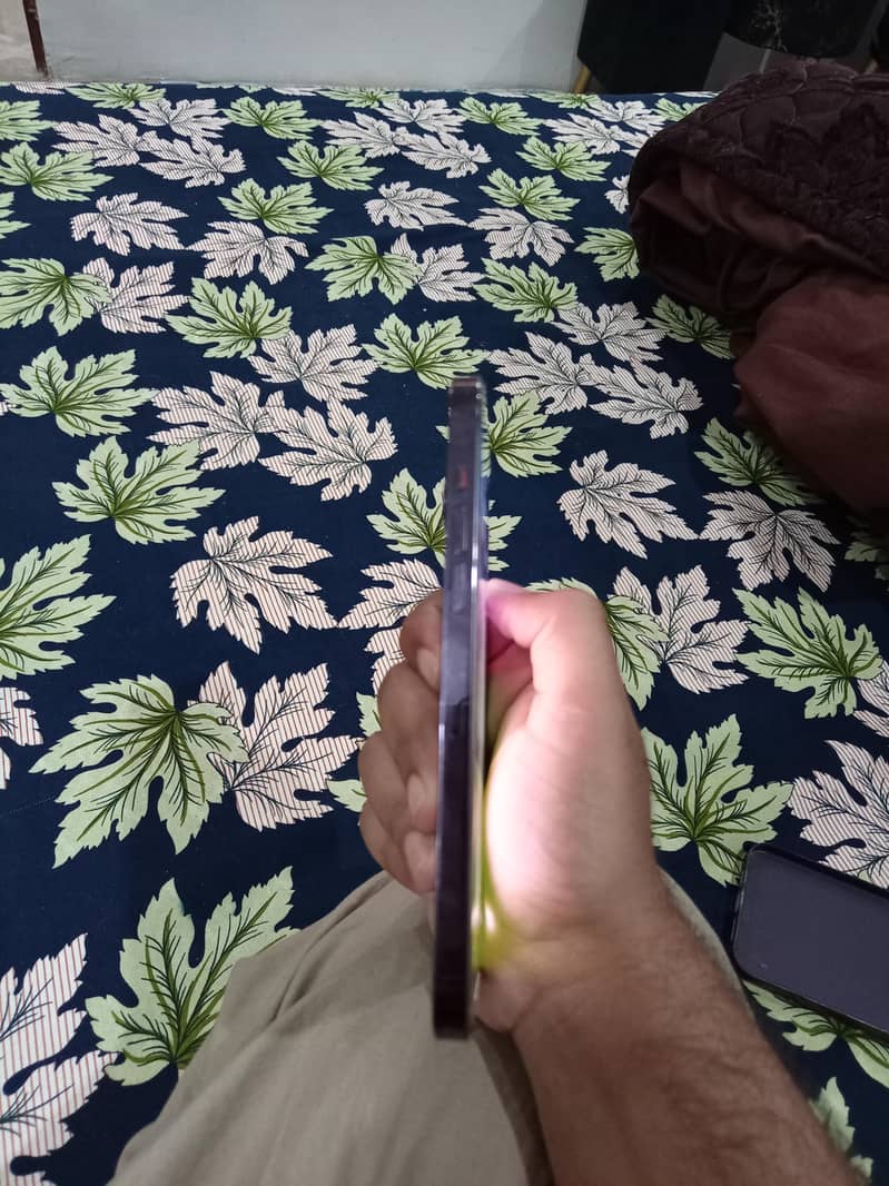 Iphone 14 Pro Max 4