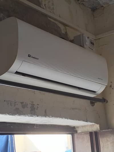 1 ton Ac for sale All ok no issues