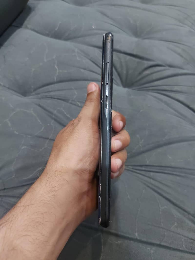 Alcatel 1SE 5