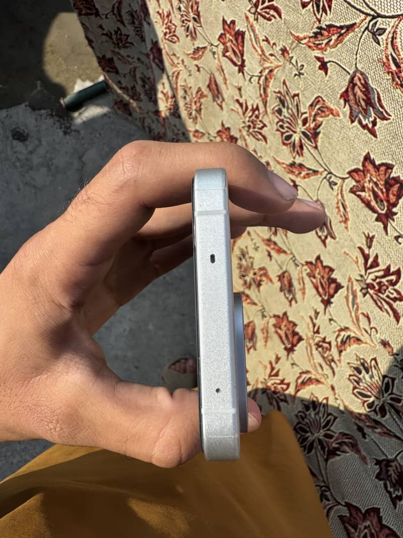 One Plus 13s  SIM NON ACTIVE 3