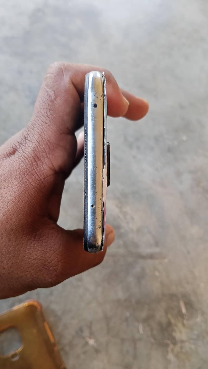 Xiaomi Redmi Note 9S 1
