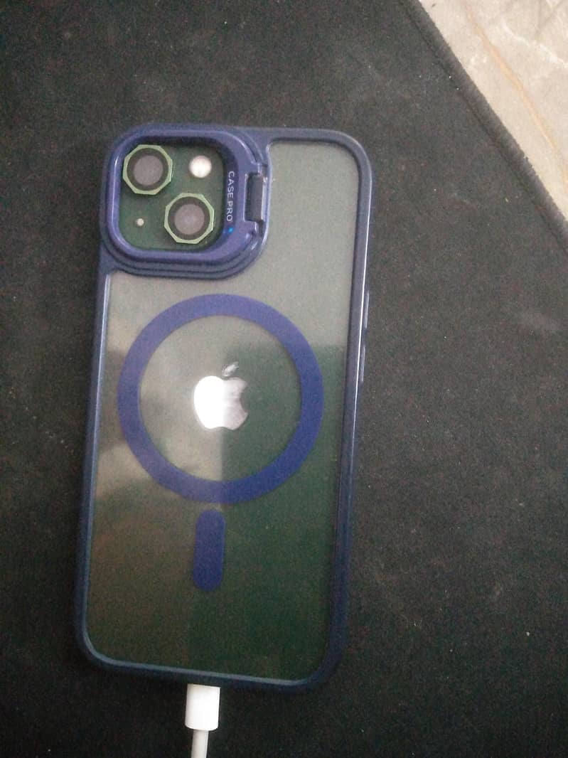 Apple iPhone 13 0