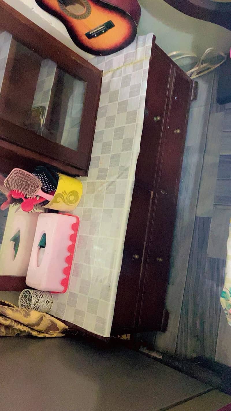 dressing table 1