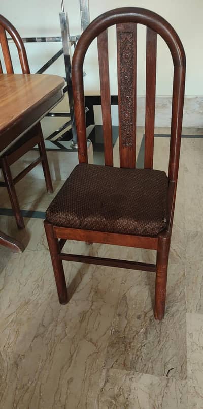dinning table with 8 chairs