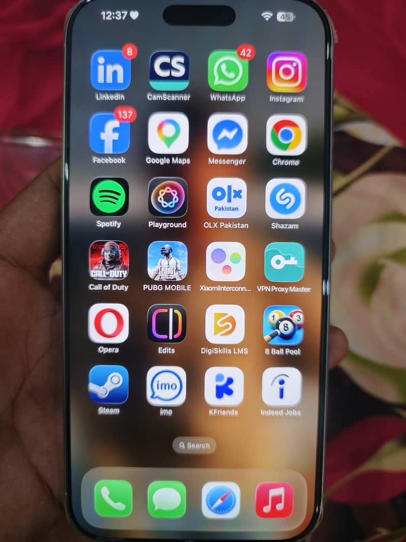 Apple iPhone 16 Pro Max 0