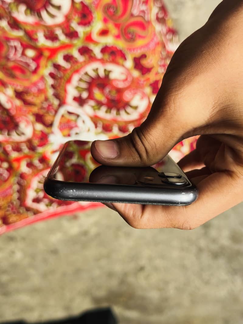 Apple iPhone 11 1