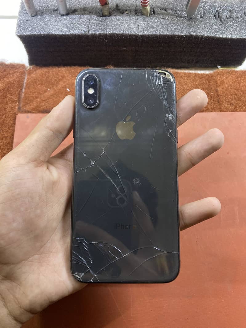 Apple iPhone X 2