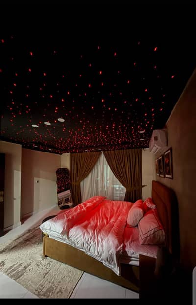PAR DAY ON RENT STAR light Room luxury apartments