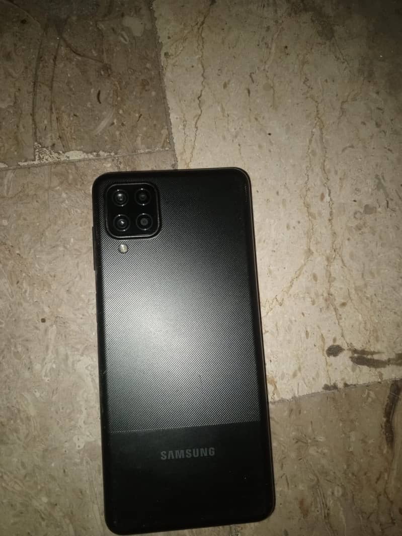 Samsung Mobile A12 4