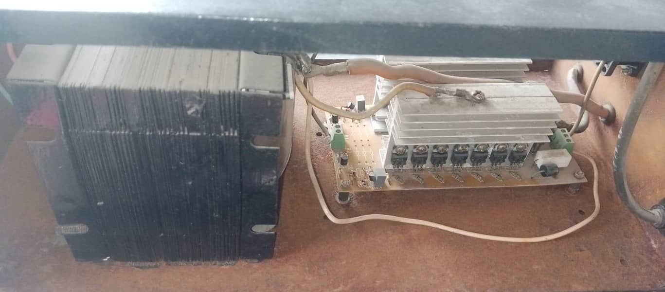 24 volt u. p. s 3