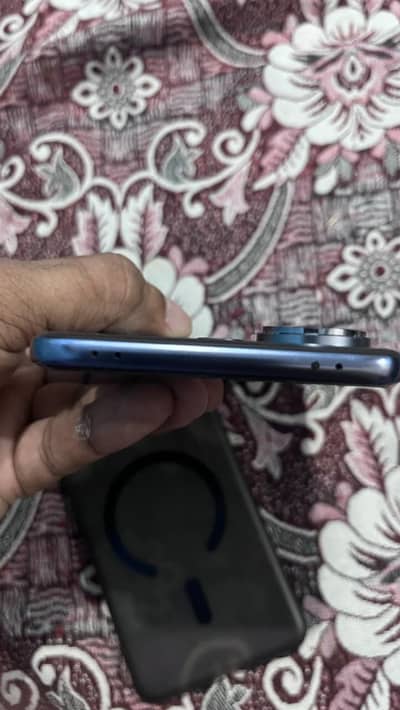 Vivo V60