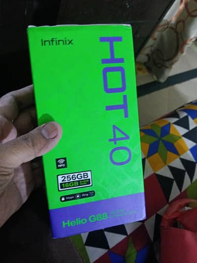 Infinix Hot 40