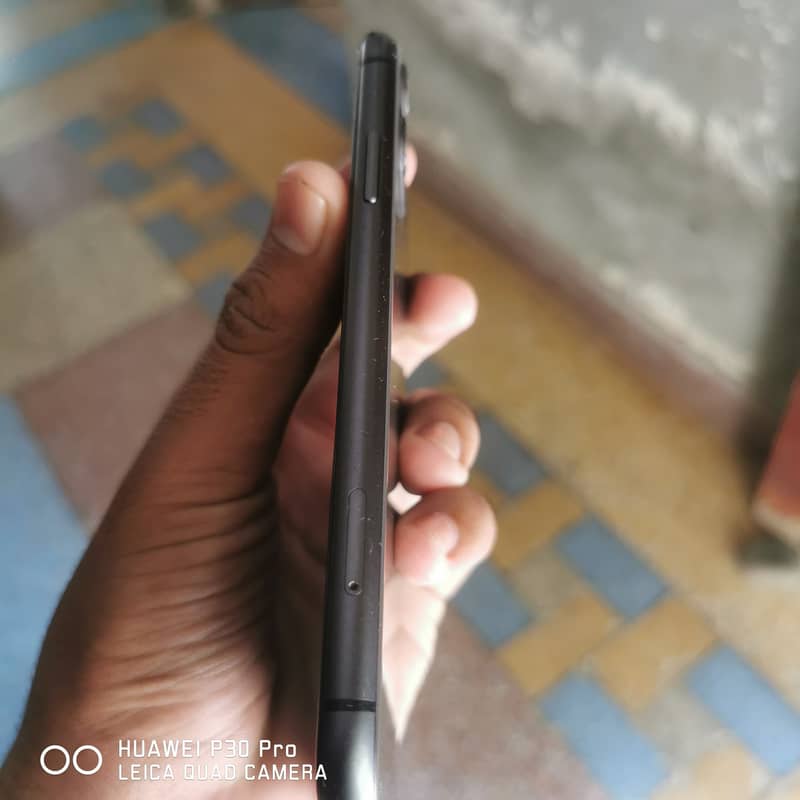 Apple iPhone 11 2