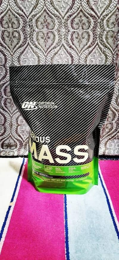 Serious mass gainer whey protein Available