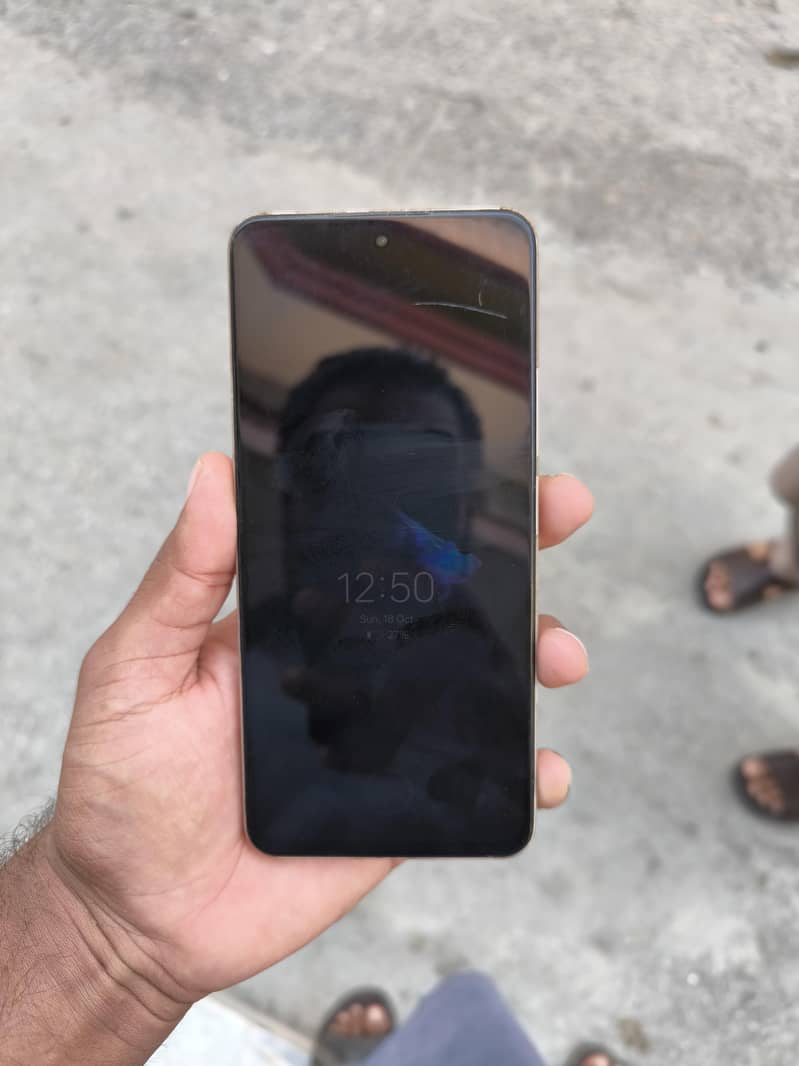 Realme 12 Plus 1