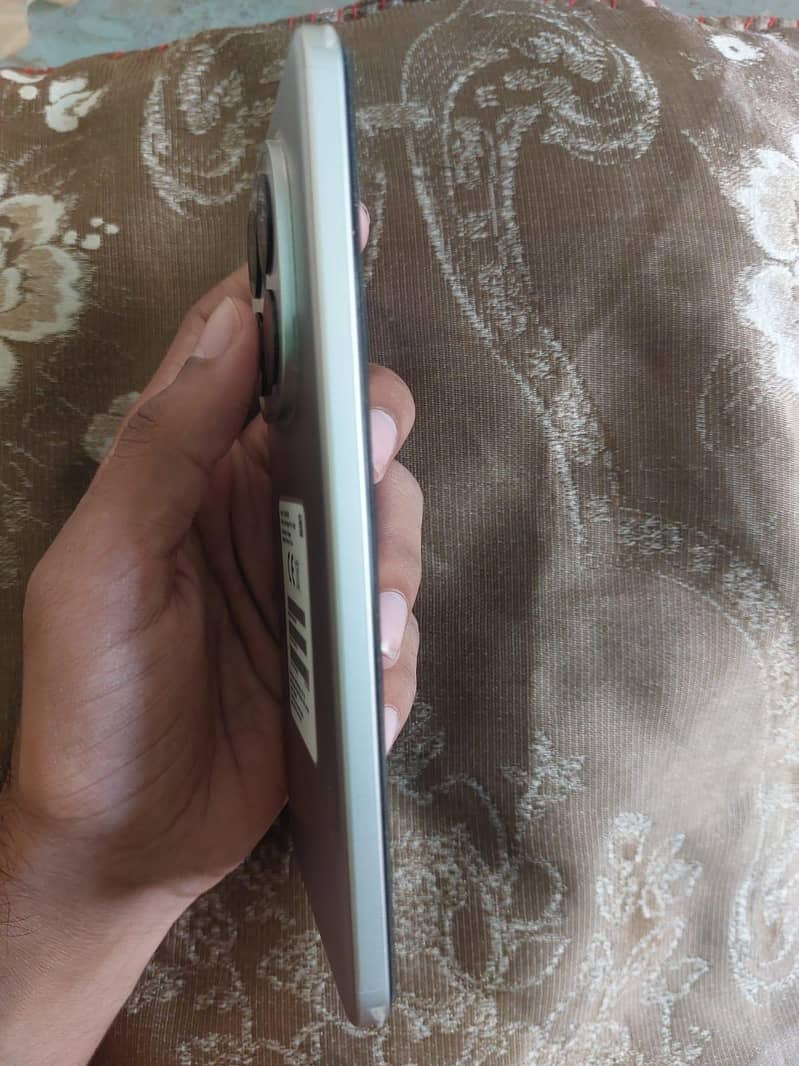 Xiaomi Redmi Note 15 Pro 5